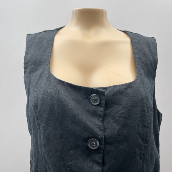 Abercrombie & Fitch Gray Button-Up Vest - Picture 2 of 10